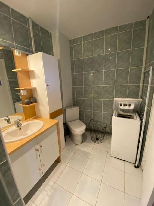 Appartement T2 Dans Le Quartier Saint-michel De Brieuc *