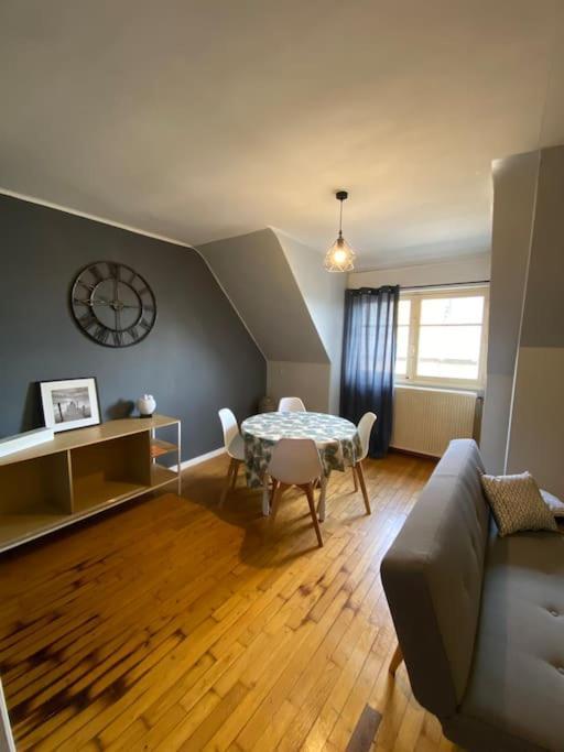 Apartment T2 Dans Le Quartier Saint-michel De Brieuc